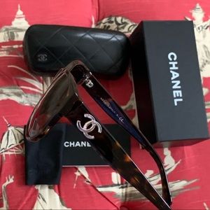 CHANEL Dark Tortoise Sunglasses